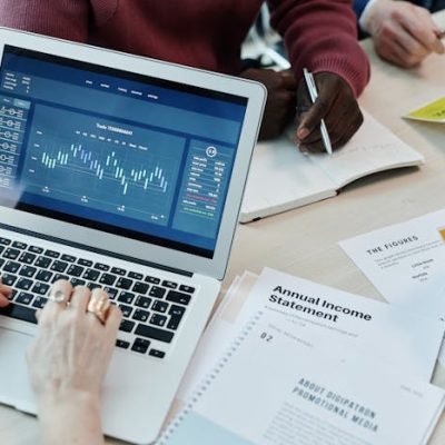 10 Stratégies Puissantes pour Générer des Leads Qualifiés et Booster Votre Chiffre d&rsquo;Affaires